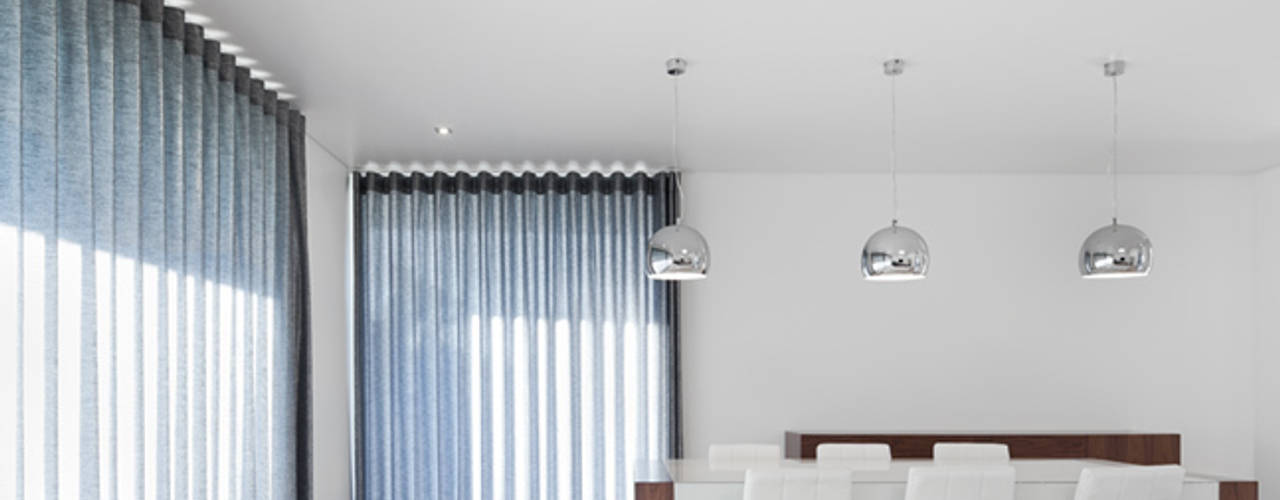XIEIRA HOUSE II, A2+ ARQUITECTOS A2+ ARQUITECTOS 现代客厅設計點子、靈感 & 圖片