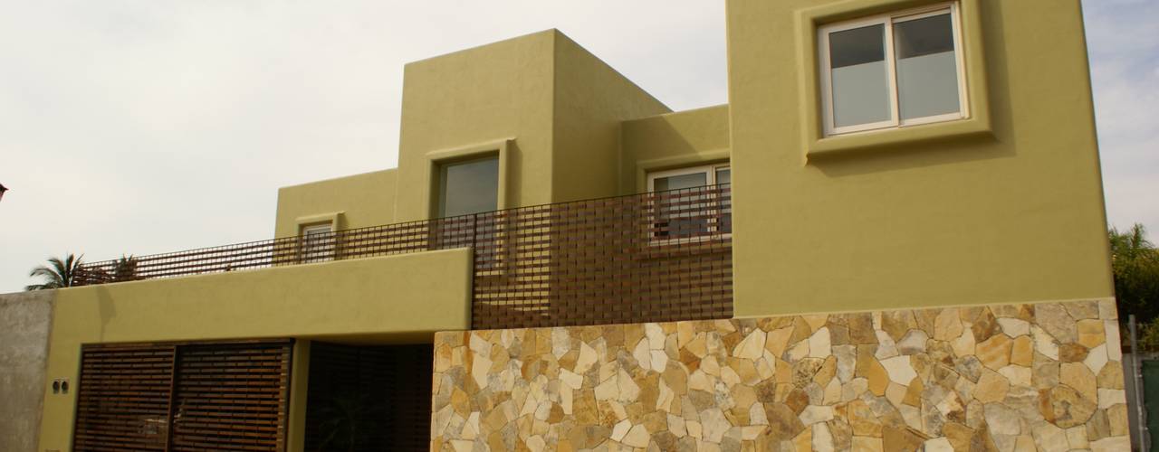 K House, arqflores / architect arqflores / architect Minimalistyczne domy