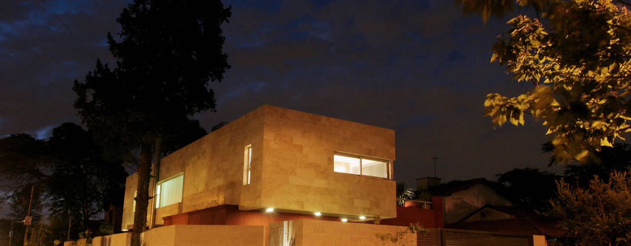 CASA RC, ESTUDIO GEYA ESTUDIO GEYA Minimalist house