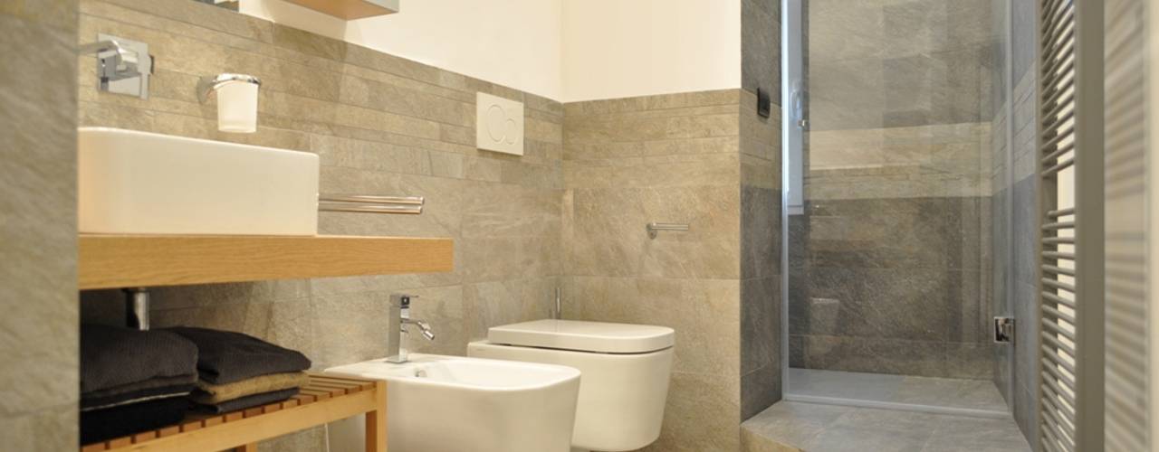 Bagno| Roma |Quartiere Nomentano - 2013 , ar architetto roma ar architetto roma Ванная комната в стиле модерн