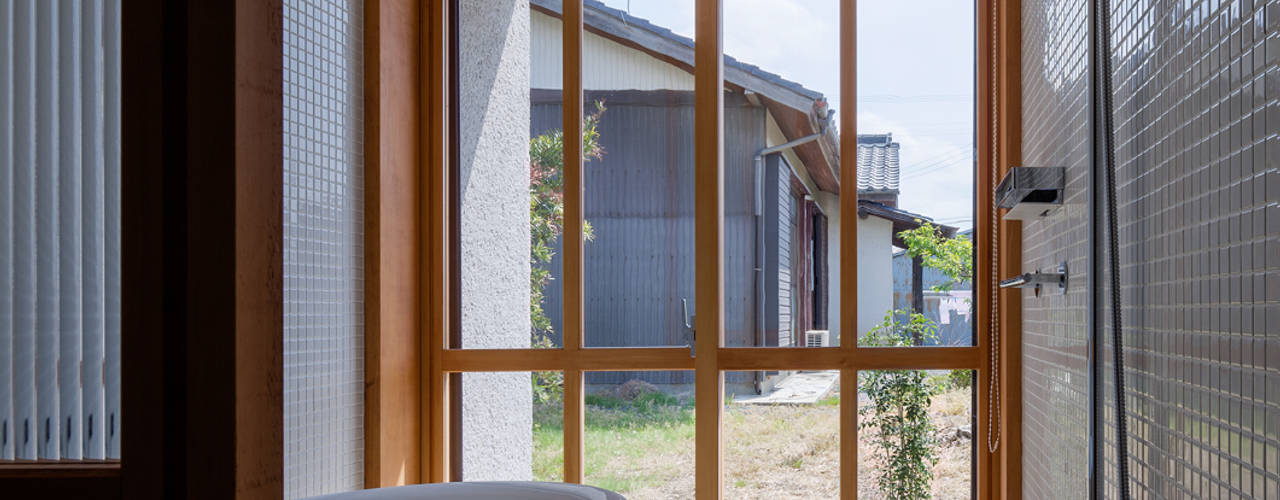 House in Tomisato｜富里の家, 山田誠一建築設計事務所 山田誠一建築設計事務所 Casas de estilo clásico