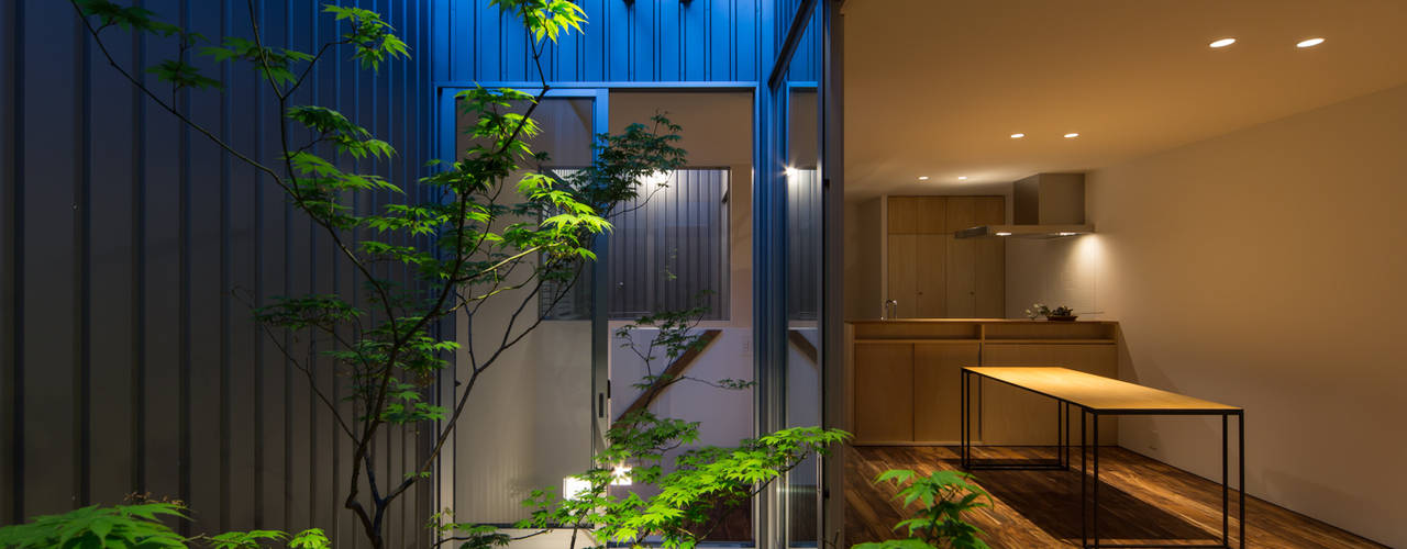 鳳の家 House in Otori, arbol arbol Jardines de estilo moderno