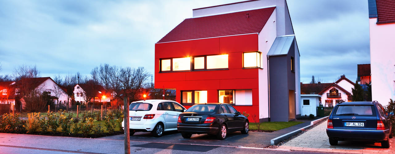 Single Family House in Heppenheim, Germany, Helwig Haus und Raum Planungs GmbH Helwig Haus und Raum Planungs GmbH Casas modernas