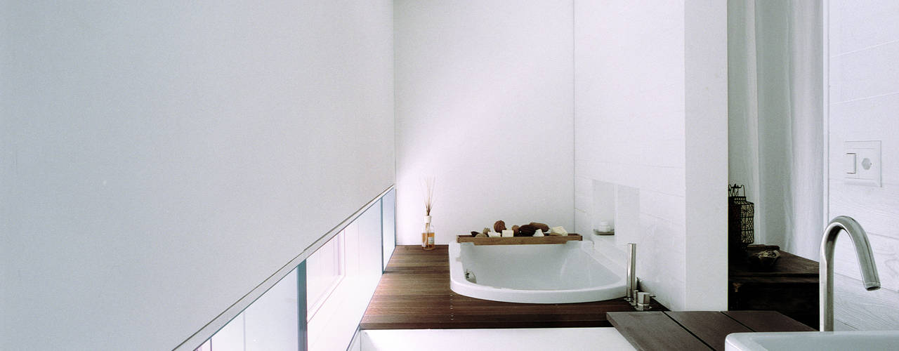 case Bircat, Cattaneo Brindelli architetti associati Cattaneo Brindelli architetti associati Minimal style Bathroom