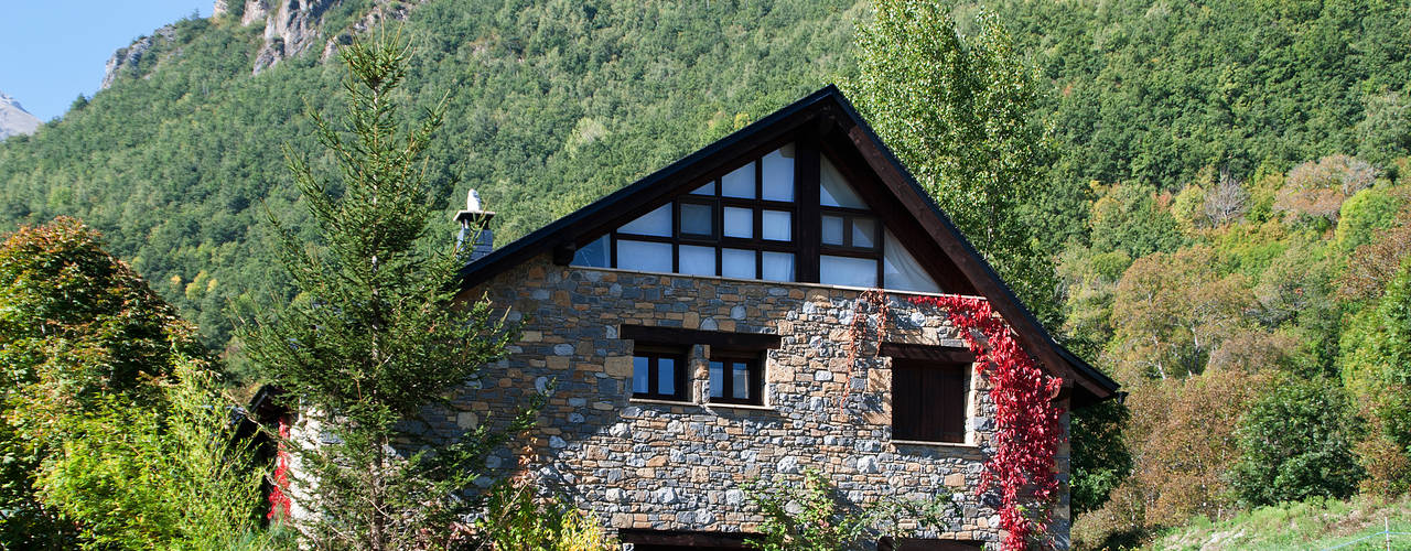 Casas unifamiliares en el Pirineo, Ferraz Arquitectos Ferraz Arquitectos Casa rurale