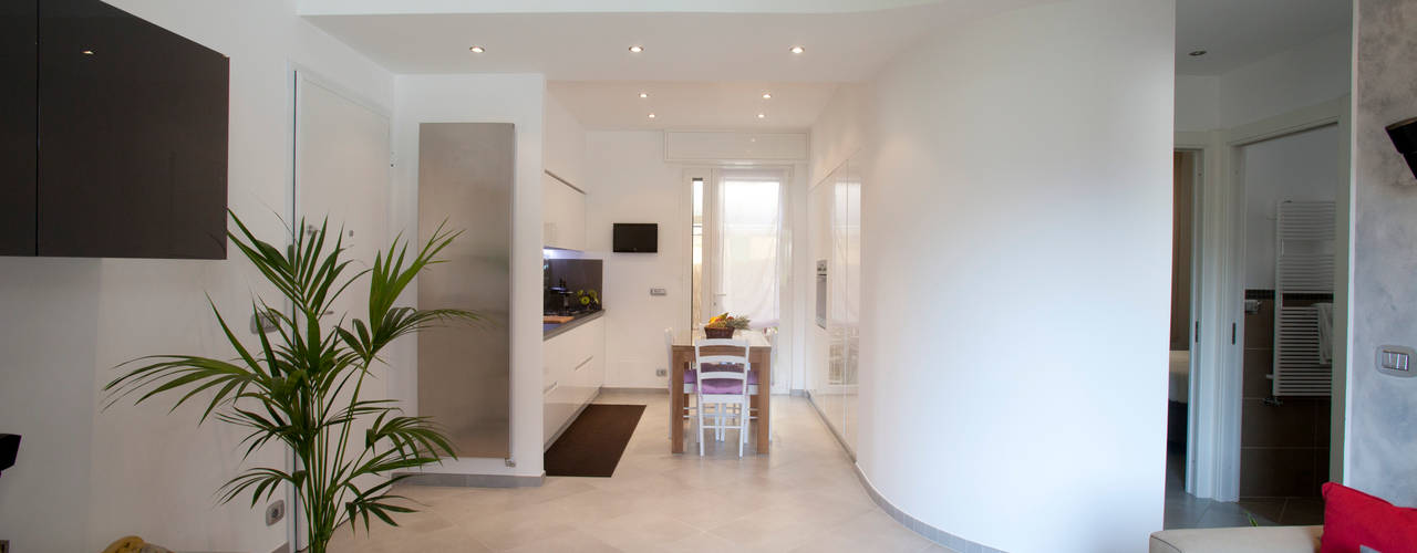 Appartamento Privato Rapallo, Studio_P - Luca Porcu Design Studio_P - Luca Porcu Design Minimalist corridor, hallway & stairs