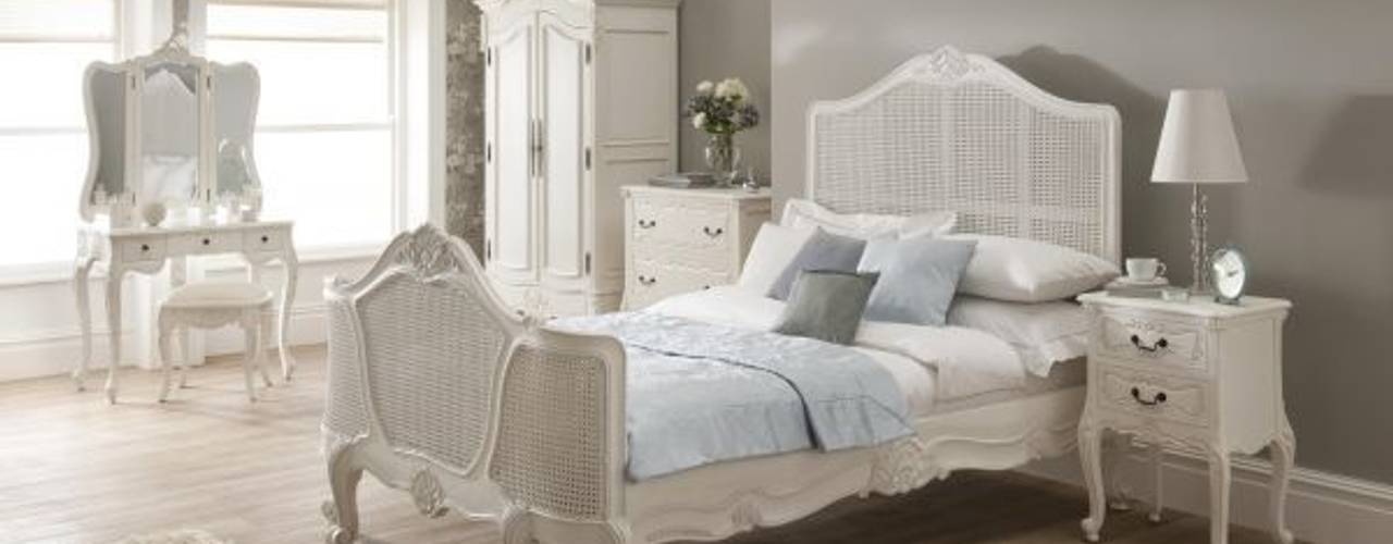 La Rochelle collection: Perfect for anyone who is looking for a designer bedroom furniture set, Homesdirect365 Homesdirect365 Classic style bedroom