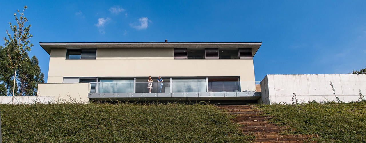 Enamórate de esta Casa Moderna con Vistas al mismísimo ¡paraíso! , EAS Arquitectura EAS Arquitectura Nhà