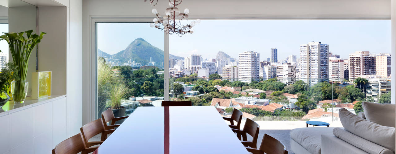 Mirante House, Gisele Taranto Arquitetura Gisele Taranto Arquitetura Modern dining room