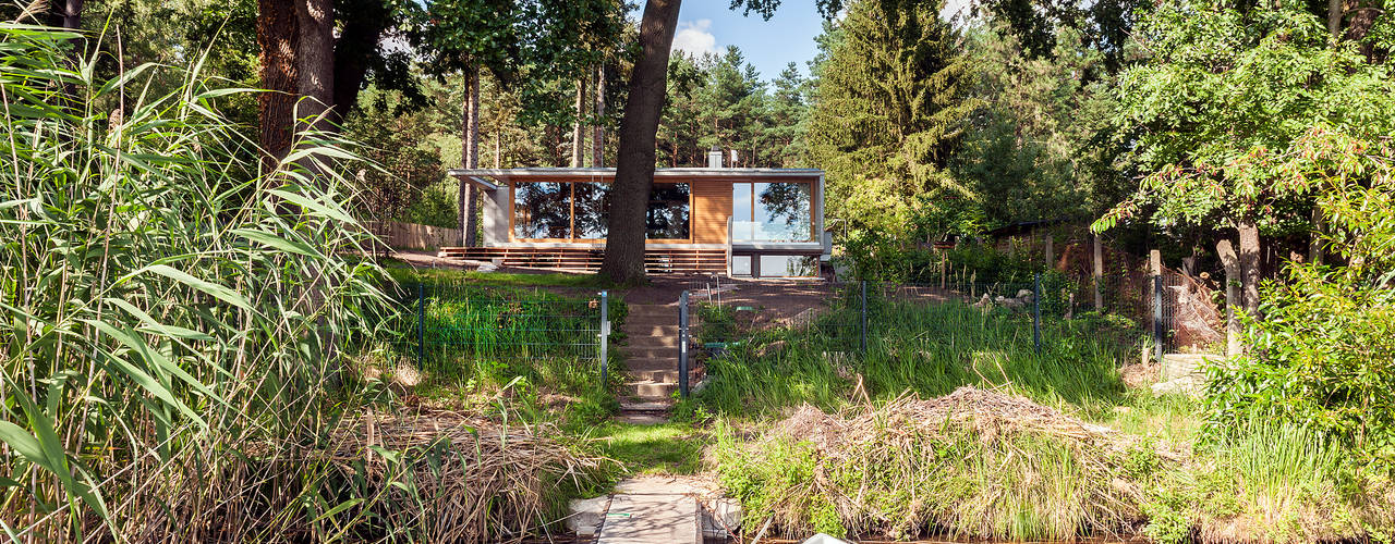 Wochenendhaus am Lübbesee, arcs architekten arcs architekten Casas modernas