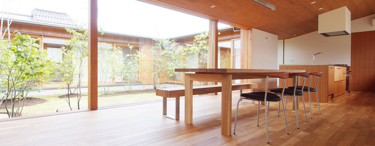 三本松の家 (House in Sanbonmatsu), 合同会社グラムデザイン一級建築士事務所 合同会社グラムデザイン一級建築士事務所 モダンデザインの ダイニング