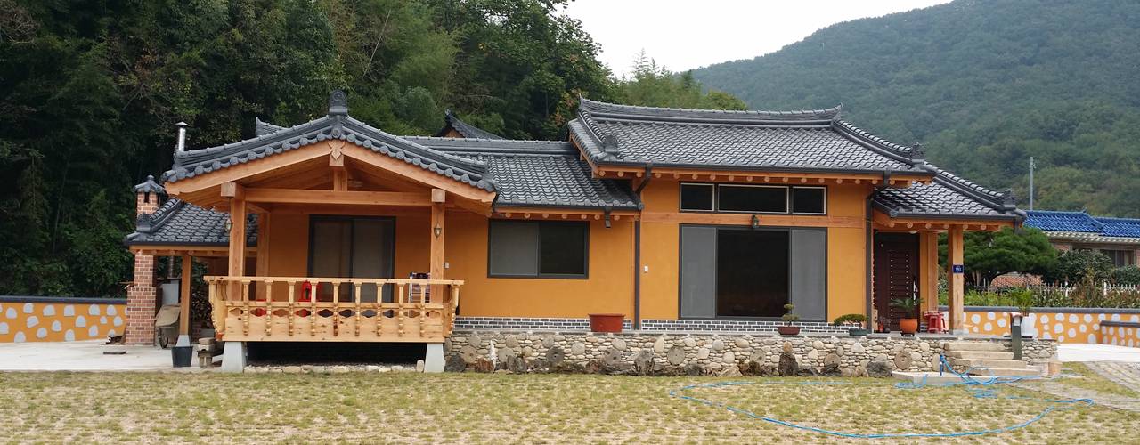 황토와 나무소리, 황토와나무소리 황토와나무소리 Casas de estilo moderno