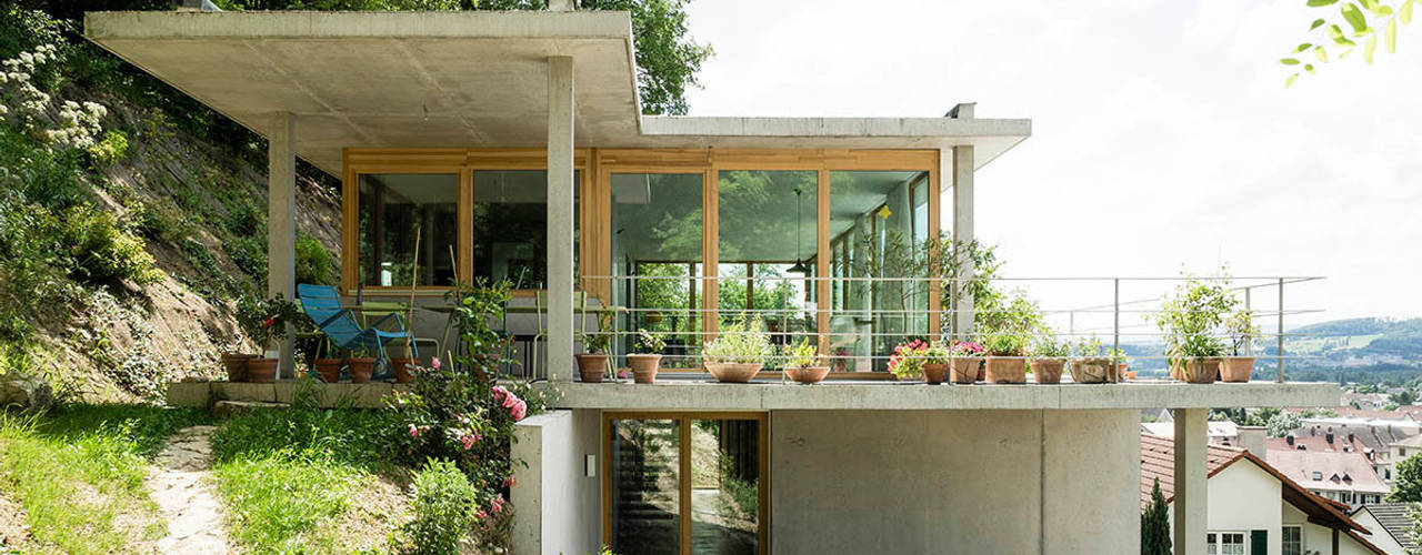Modernes Traumhaus mit 1a-Aussicht, GIAN SALIS ARCHITEKT GIAN SALIS ARCHITEKT Дома в стиле модерн