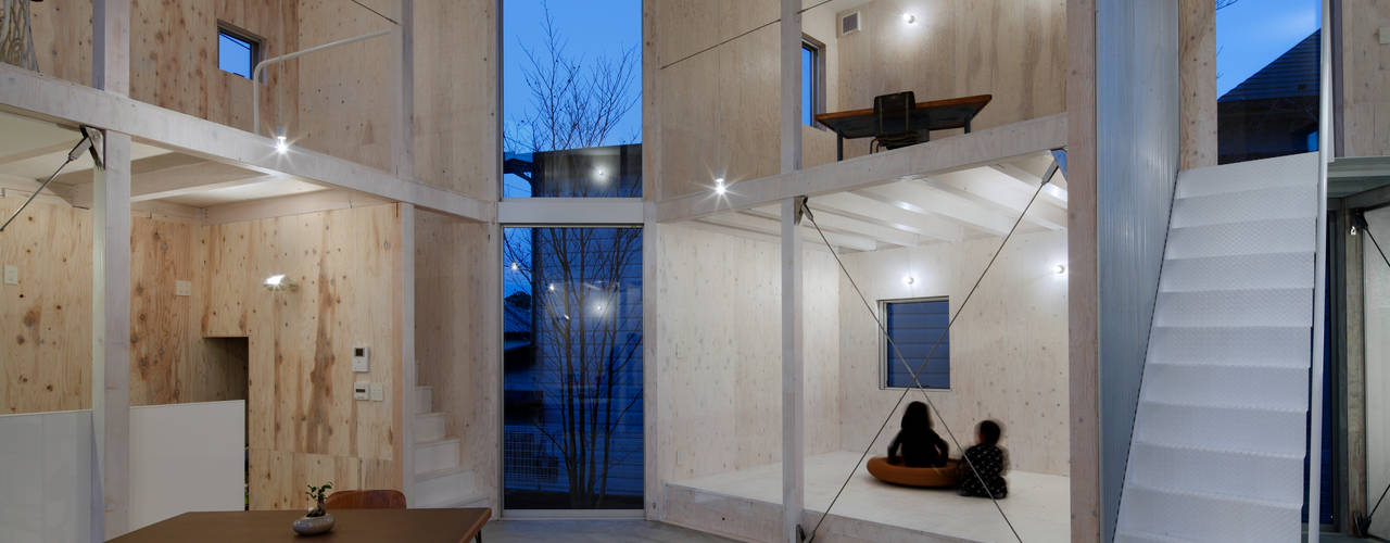 House in Kashiwa, Unfinished house, 山﨑健太郎デザインワークショップ 山﨑健太郎デザインワークショップ Salas de estar minimalistas