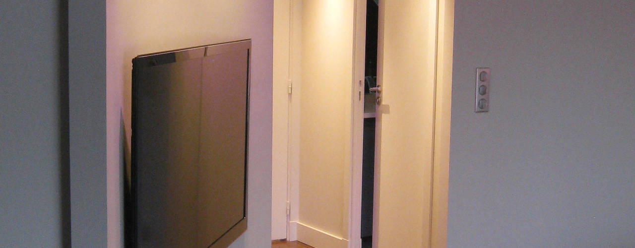 Courbes et couleurs à Saint Prix, Philippe Ponceblanc Architecte d'intérieur Philippe Ponceblanc Architecte d'intérieur Huizen