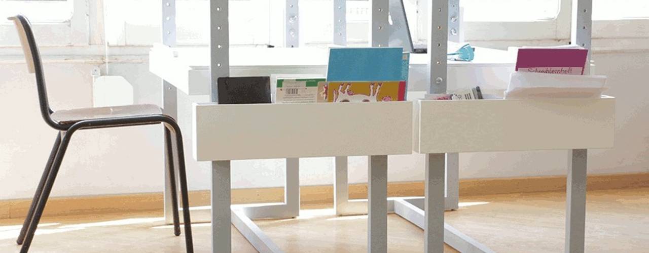 ADAPTATIVE ADULT AND CHILDREN’S DESK, LOUIS SICARD LOUIS SICARD مكتب عمل أو دراسة