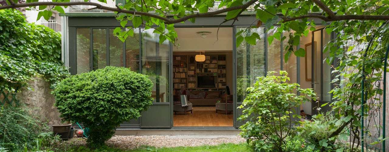 Extension d'une maison parisienne, Emmanuel CROS architecture Emmanuel CROS architecture Houses