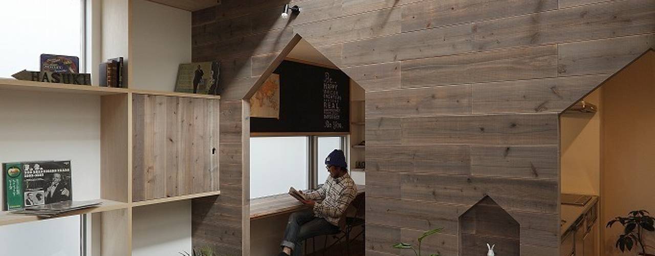 Hazukashi House, ALTS DESIGN OFFICE ALTS DESIGN OFFICE Вітальня