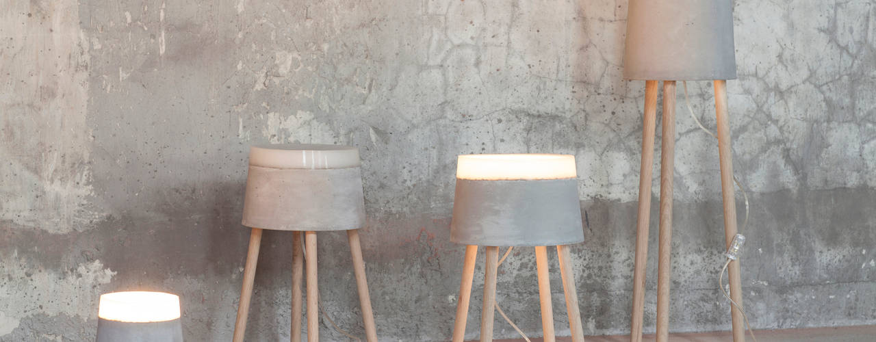 CONCRETE table/floor lamps, RENATE VOS product & interior design RENATE VOS product & interior design インダストリアルデザインの リビング