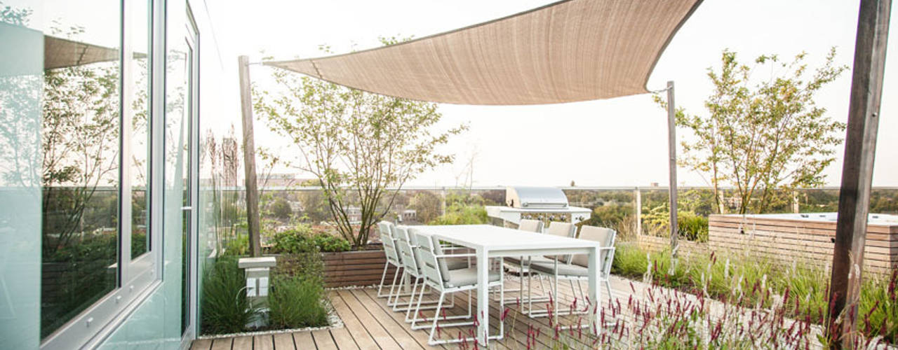 Zeven hoog ontspannen in Ibiza stijl, Studio REDD exclusieve tuinen Studio REDD exclusieve tuinen ระเบียง, นอกชาน