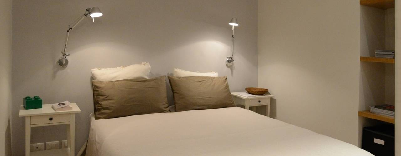Ispirazione nordica, ministudio architetti ministudio architetti Minimalist bedroom