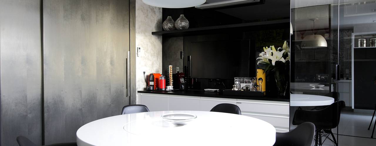 Apartamento St Paul de vence, Carlos Otávio Arquitetos Carlos Otávio Arquitetos Kitchen