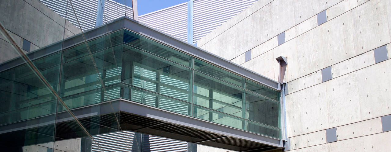 Biblioteca Fernando del Paso UDG, LEAP Laboratorio en Arquitectura Progresiva LEAP Laboratorio en Arquitectura Progresiva Espacios comerciales