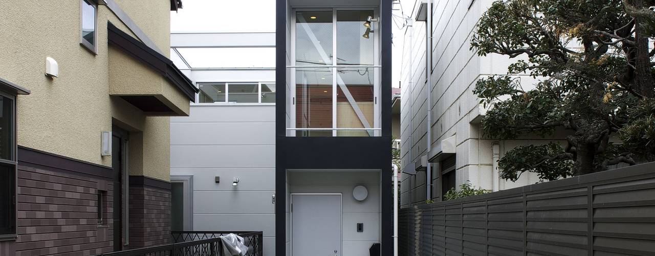 logi-c, 岡村泰之建築設計事務所 岡村泰之建築設計事務所 Casas modernas: Ideas, imágenes y decoración