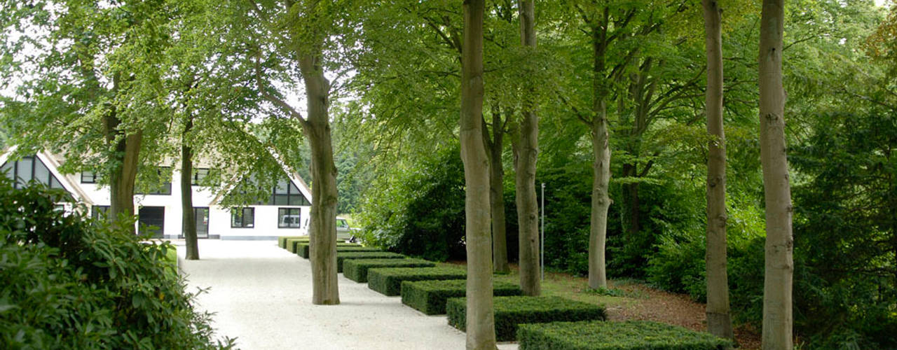 Villa garden The Netherlands, Andrew van Egmond (ontwerp van tuin en landschap) Andrew van Egmond (ontwerp van tuin en landschap) Minimalist style garden