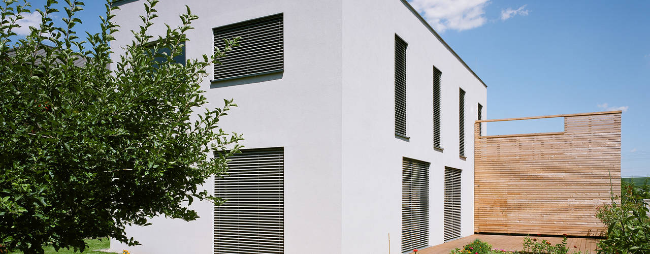 Passivhaus mit Sonnendeck in Gerasdorf, Abendroth Architekten Abendroth Architekten 被動式房屋