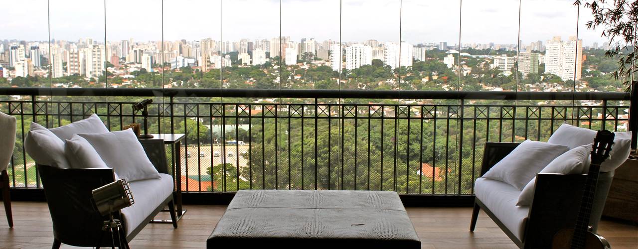 Apartamento São Paulo, Vaiano e Rossetto Arquitetura e Interiores Vaiano e Rossetto Arquitetura e Interiores Balcones y terrazas clásicos