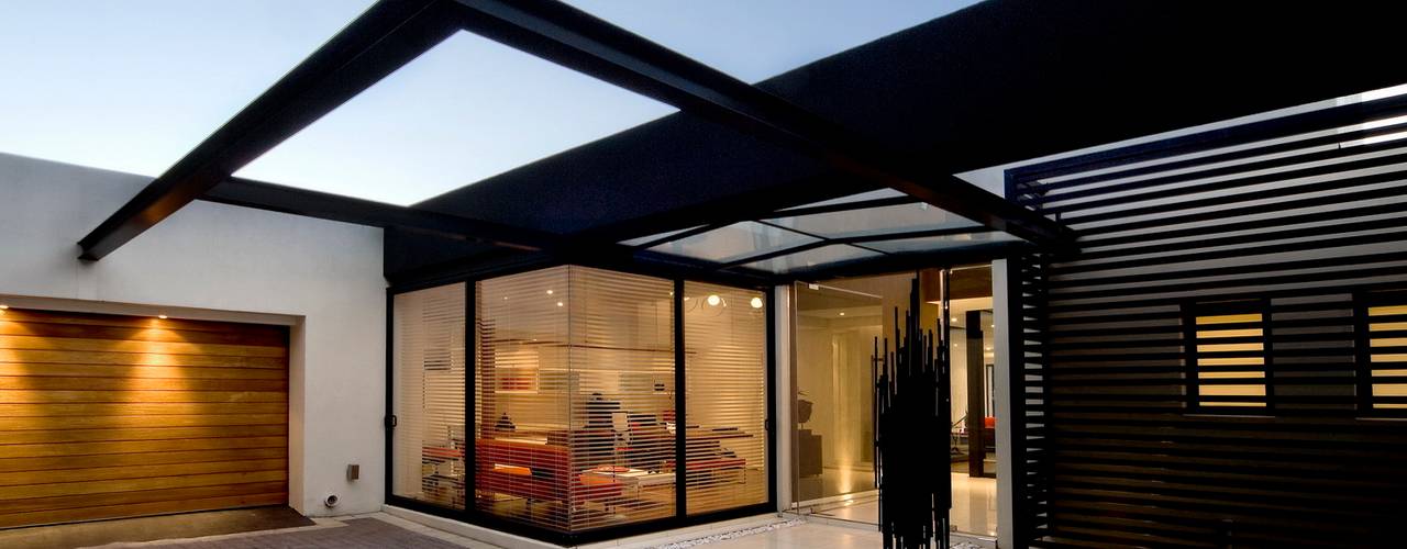 House Mosi: Renovations to create a single-storey home with an urban feel , Nico Van Der Meulen Architects Nico Van Der Meulen Architects 現代房屋設計點子、靈感 & 圖片