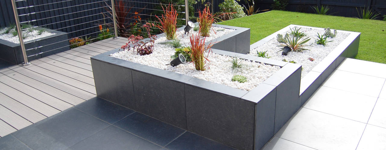 homify Modern garden