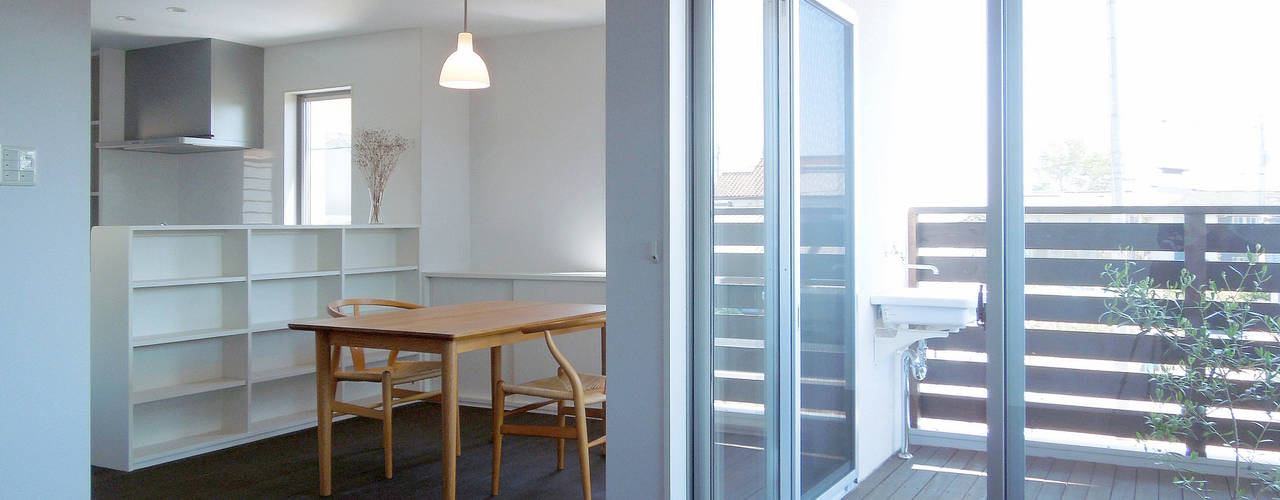 馬木の家 House in Umaki,Matsuyama, wada architectural design office 和田設計 wada architectural design office 和田設計 Ruang Makan Modern