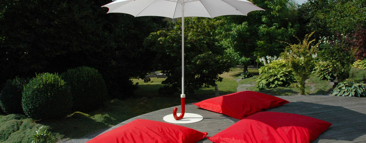 PARASOLS DESIGN ET ORIGINAUX : un large choix pour sublimer votre décoration d’extérieur., KSL LIVING KSL LIVING Eklektik Bahçe