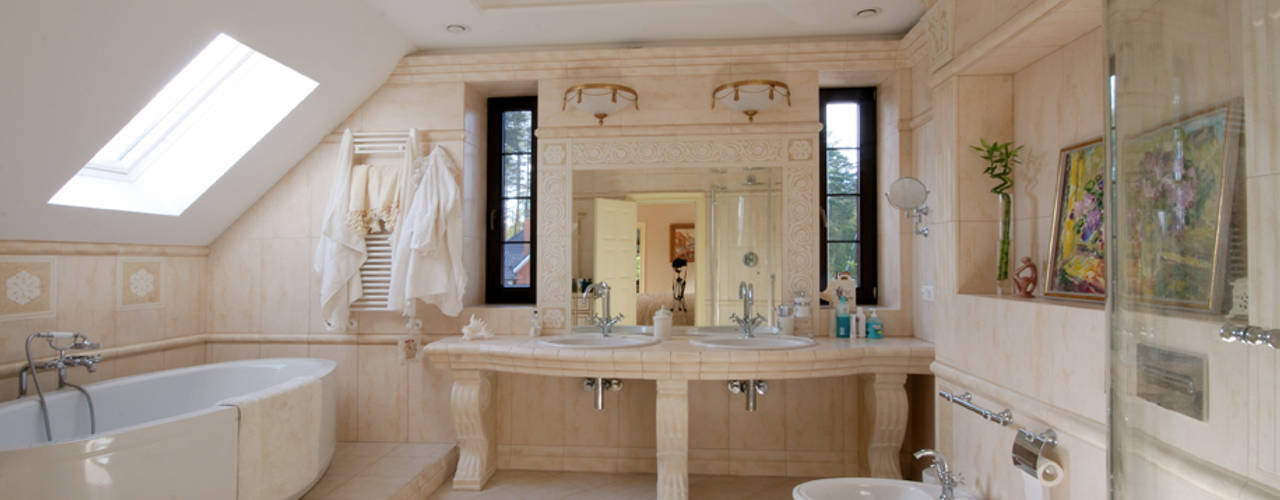 Слоновая кость и сливки, D&T Architects D&T Architects Classic style bathroom