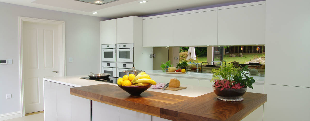 Luxurious White Kitchens by PTC , PTC Kitchens PTC Kitchens Кухня в стиле модерн