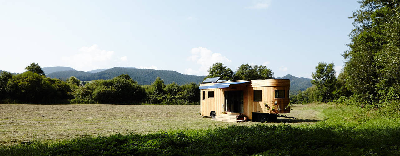 Energieautark leben im Wohnwagon, Wohnwagon Wohnwagon Casas modernas: Ideas, diseños y decoración