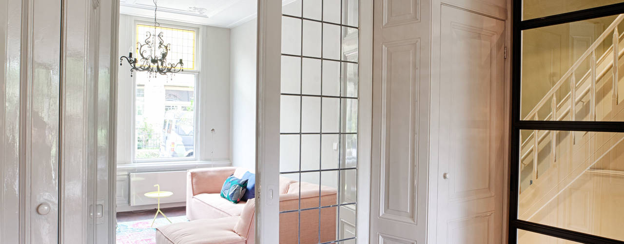 homify Puertas y ventanas modernas