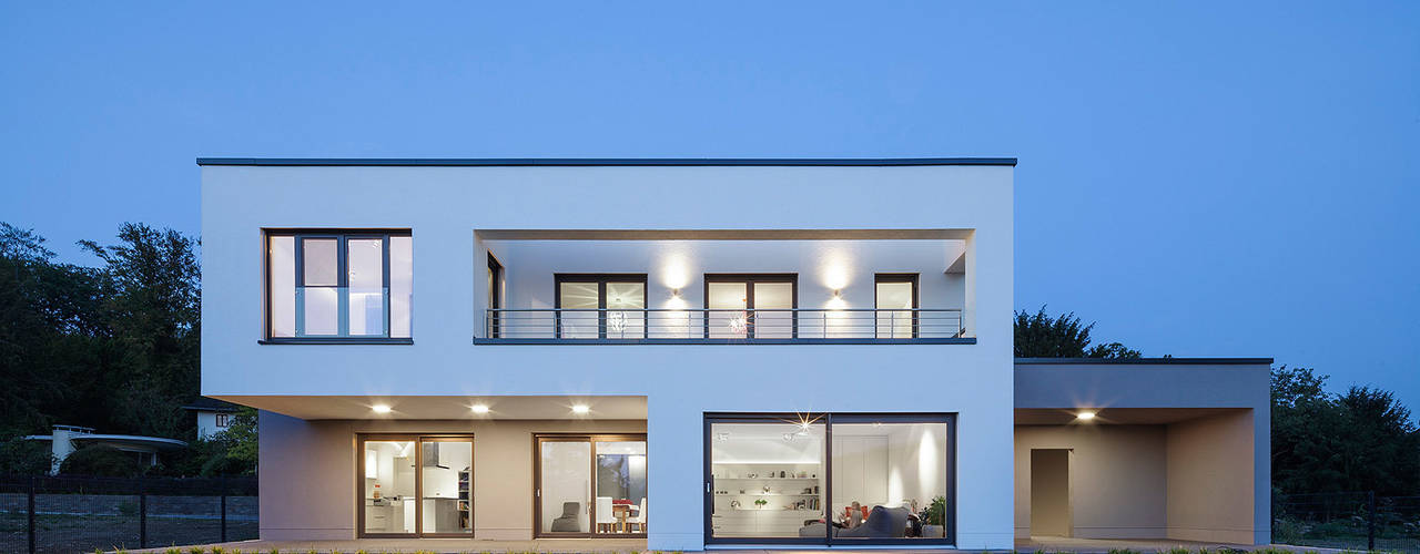 Puristisch wohnen im kubischen Einfamilienhaus, Skandella Architektur Innenarchitektur Skandella Architektur Innenarchitektur Casas de estilo minimalista