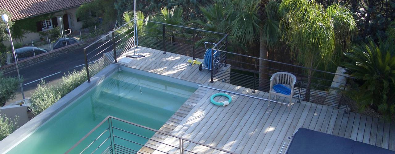 Un jardin contemporain, un balcon sur la mer, Vanessa Cottin Vanessa Cottin モダンスタイルの プール