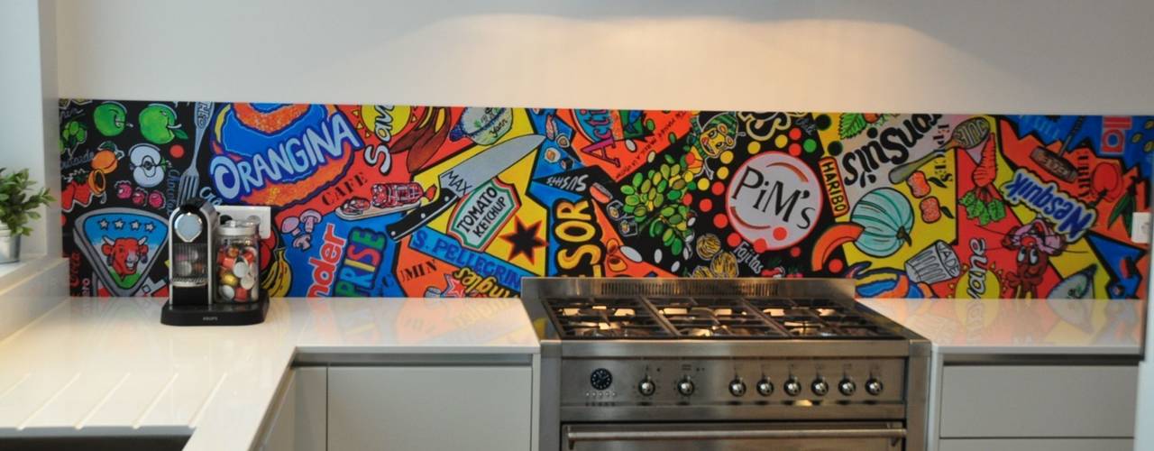 Logo Backsplash by LouiseM, Atelier LouiseM Atelier LouiseM Modern style kitchen