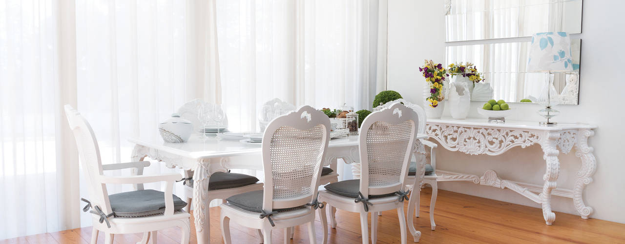 homify Dining roomTables