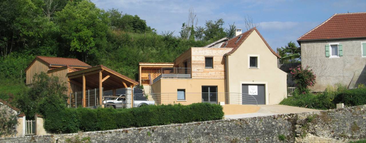 Extension et transformation d'une grange en logement à Labastide du Vert (46), LIARSOU et CONSTANT architectes DPLG LIARSOU et CONSTANT architectes DPLG Modern houses