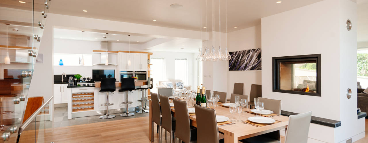 homify Modern dining room