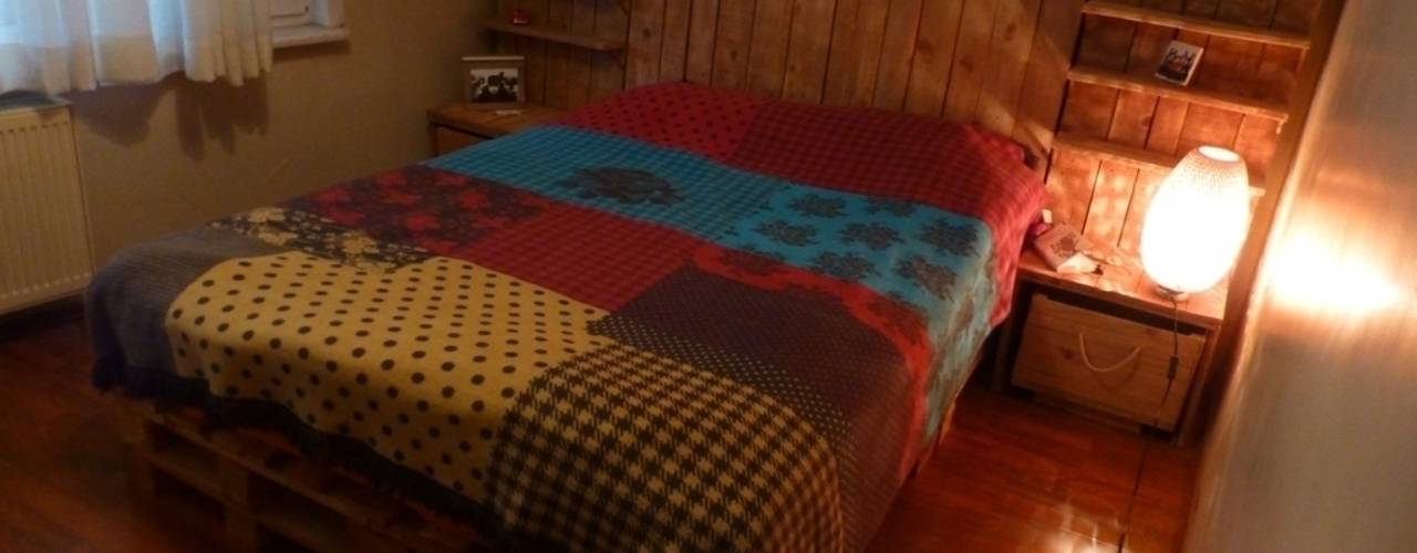 Palet Yatak Odası, Atölye Butka Atölye Butka Kamar Tidur Gaya Rustic