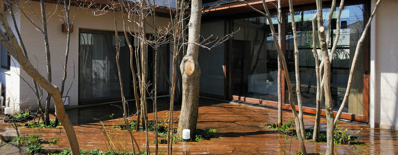 用賀の住宅, 井上洋介建築研究所 井上洋介建築研究所 Jardines de estilo asiático