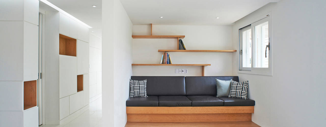 G House, NEN NEN Minimalist living room