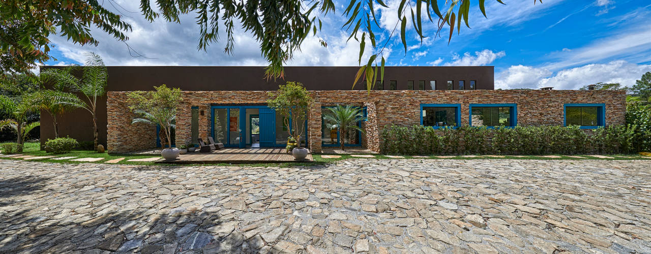 Sítio Ouro Preto - 32.000 m², Beth Marquez Interiores Beth Marquez Interiores Rustikale Häuser