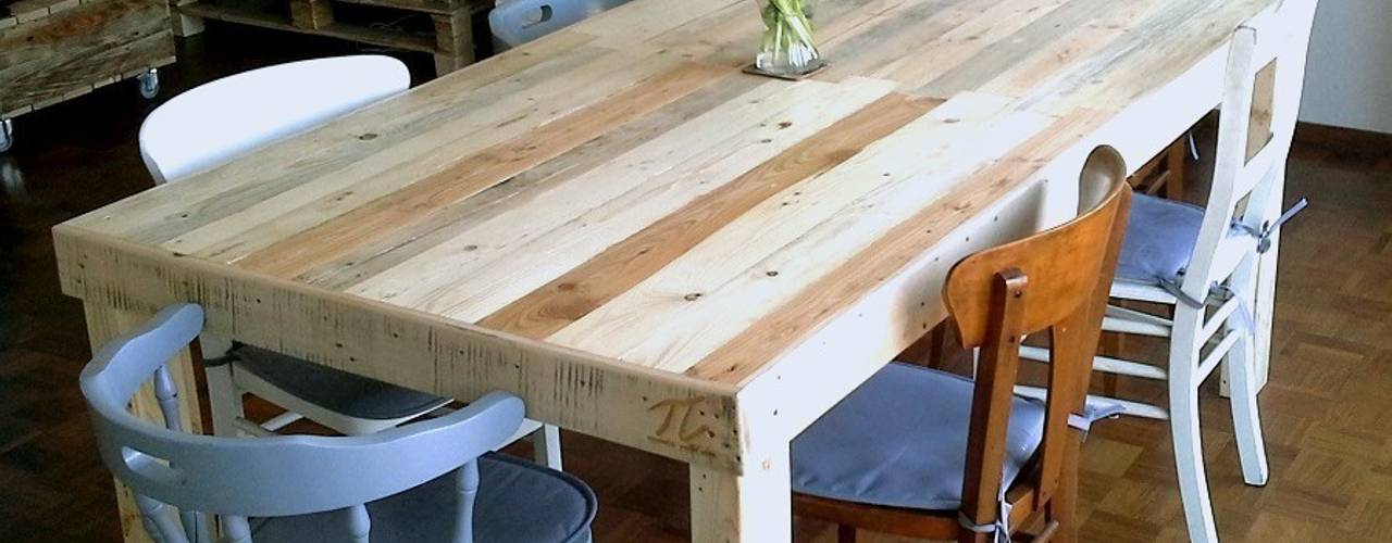 Stół z naturalnego drewna, Palletideas Palletideas Cocinas de estilo clásico